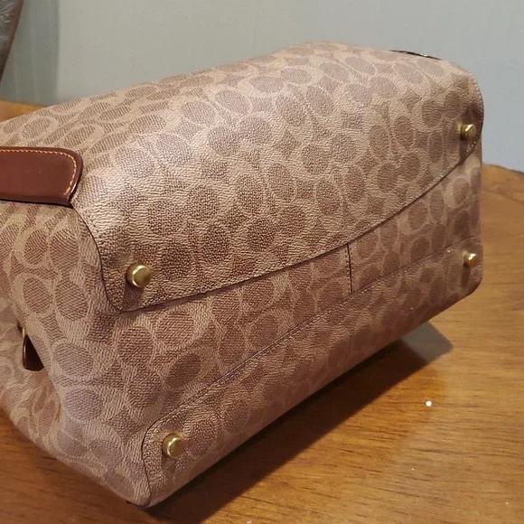 Like NEW Coach Hadley Hobo Bag In Signature Canvas - Picture 8 of 15